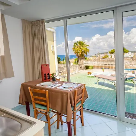 Panoramic Apartment Santa Maria al Bagno